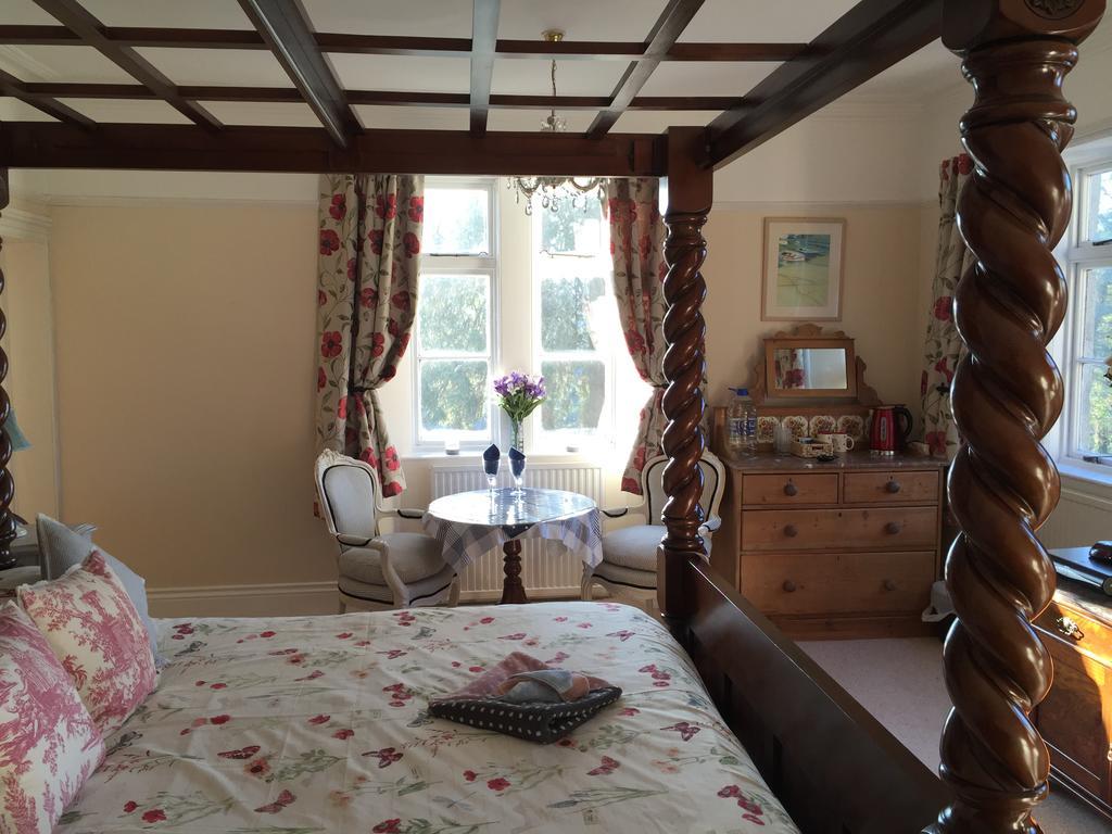 The Priory B&B Whitchurch  Номер фото